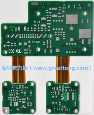FPCB可作為多片功能載板的連接軟式板材。